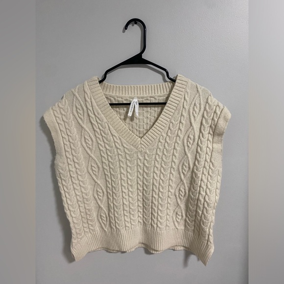 Vintage Knit Sweater - Picture 1 of 4